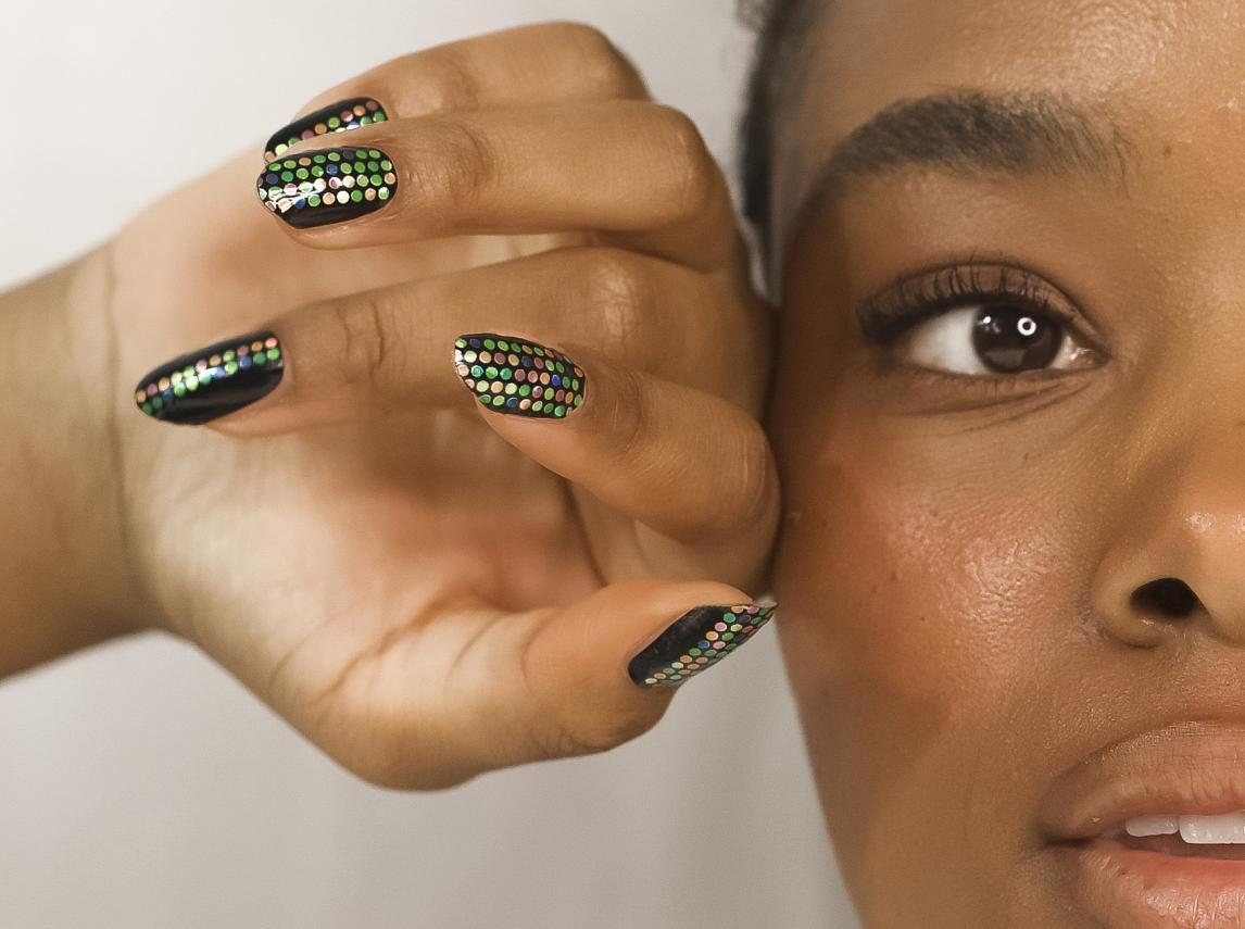 Digitally designed, scale-textured manicure with 3D-printed nail art